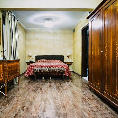 Vigo Hotel Ploieşti Eksteriør billede